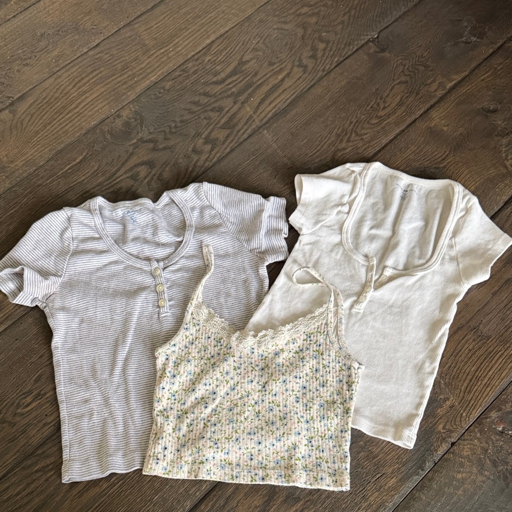 Brandy Melville White, Cream & Floral Ribbed Tank & Tee Set